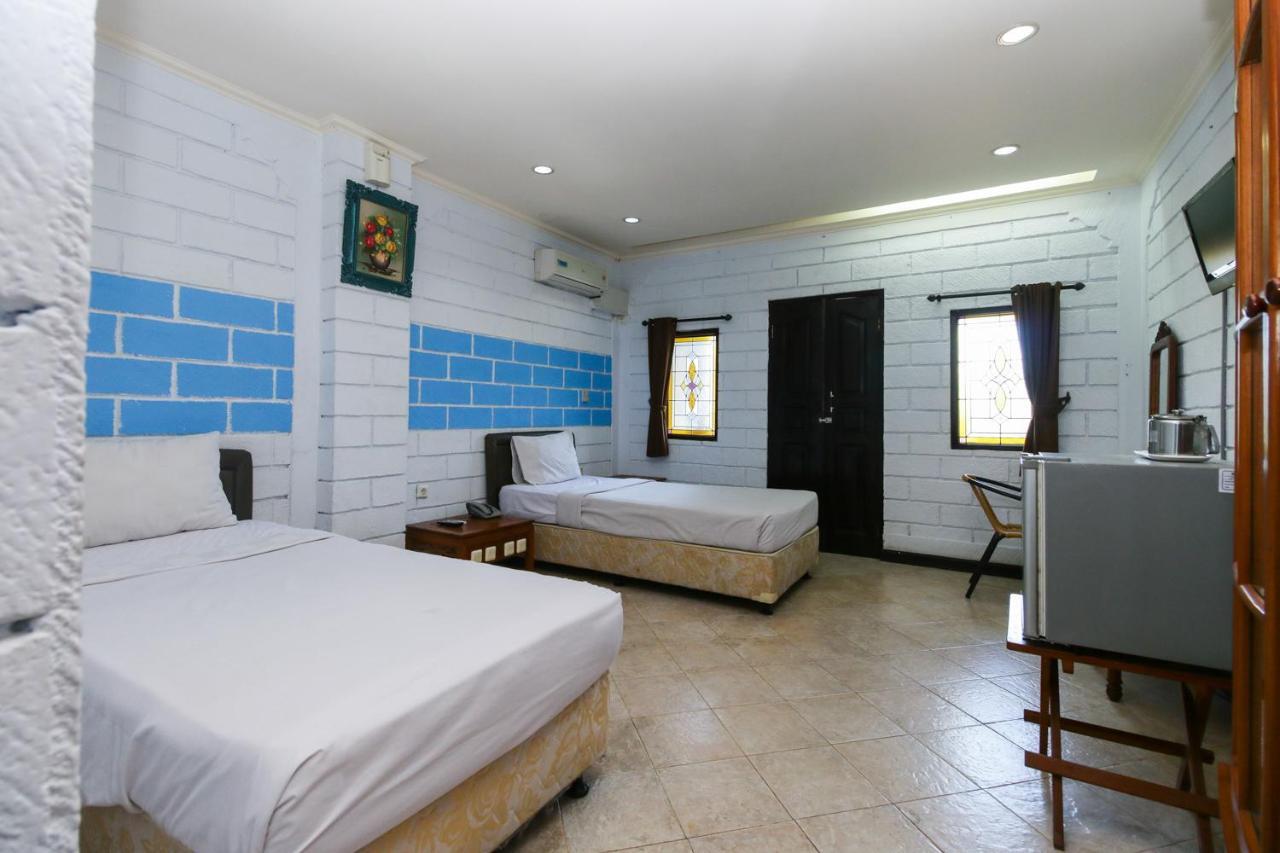 Vilarisi Hotel Legian Buitenkant foto