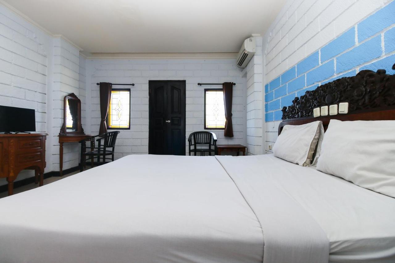 Vilarisi Hotel Legian Buitenkant foto